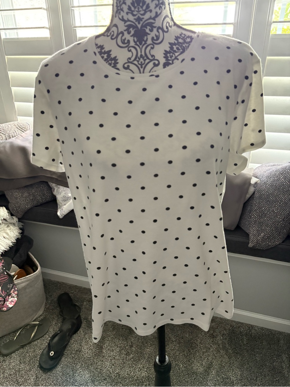 Polka Dot Short Sleeve Women's Top - White with navy blue Dots